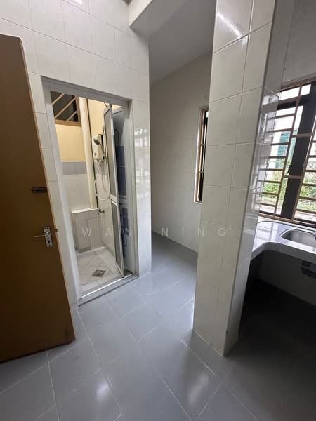 2-storey Terraced House for Sale in Permas Jaya (Johor) - Wan Ning - Bathroom - PropertyGuru.com.my
