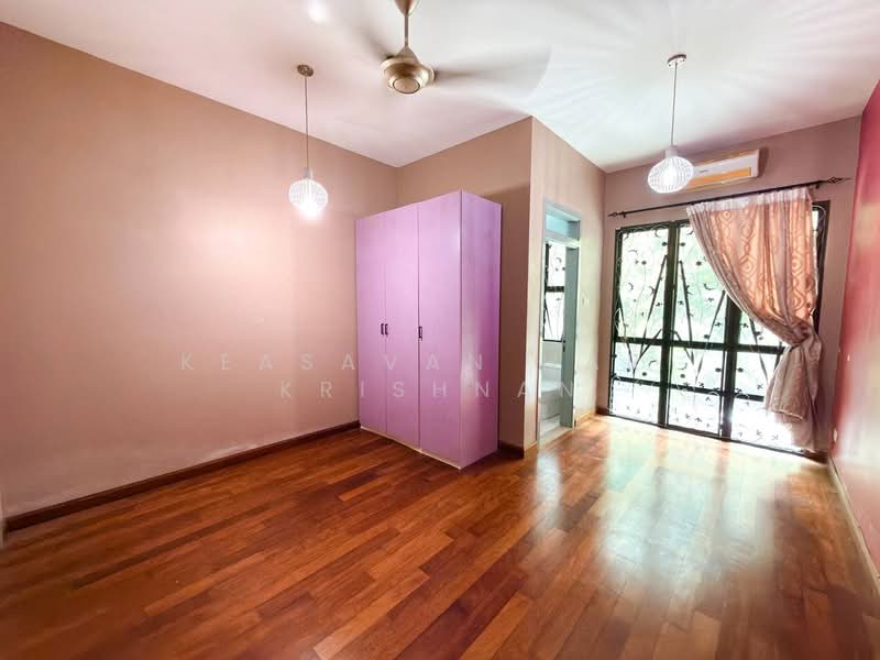 3-storey Terraced House for Sale in Alam Damai (Cheras) - Keasavan Hari Krishnan - PropertyGuru.com.my