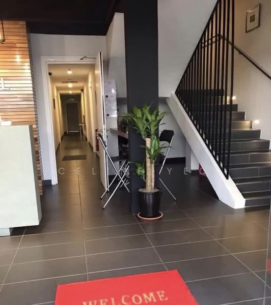 Shop for Sale in SS15 (Subang Jaya) - Celine Yeo - Entrance - PropertyGuru.com.my