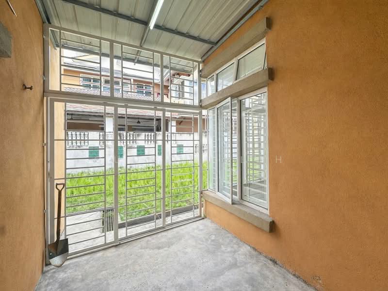 Semi-Detached House for Sale in Sungai Merab (Dengkil) - Gudrotullah Ikhwan - Exterior - PropertyGuru.com.my