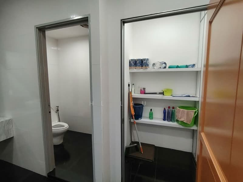 Kawasan Perindustrian Batu Berendam untuk Untuk Dijual - RM 3,500,000, Apr 2026 - Bathroom - PropertyGuru.com.my