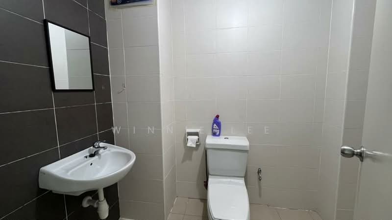 Condominium for Sale at Bayan Villa, Seri Kembangan - Winnie Lee - Bathroom - PropertyGuru.com.my