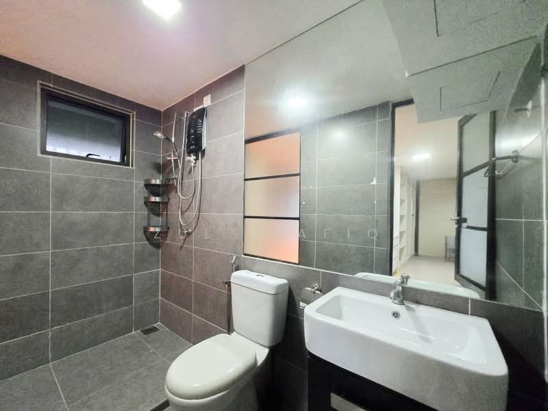 Condominium for Sale at Empire Damansara (Empire SOHO 2) - Zul Syafiq - Bathroom - PropertyGuru.com.my