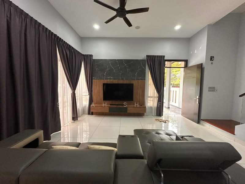 Cluster House for Sale in Horizon Hills (Iskandar Puteri (Nusajaya)) - Sarah Shaffi - Living Room - PropertyGuru.com.my