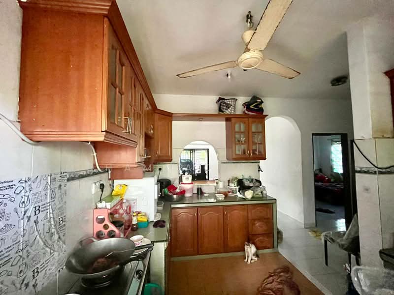 Taman Rakyat, Dungun untuk Untuk Dijual - RM 298,000, Apr 2026 - Kitchen - PropertyGuru.com.my