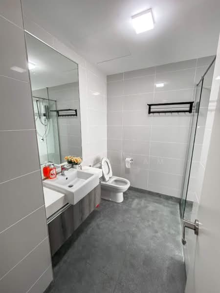 Service Residence for Rent at Southkey Mosaic - Jason Fam - Bathroom - PropertyGuru.com.my