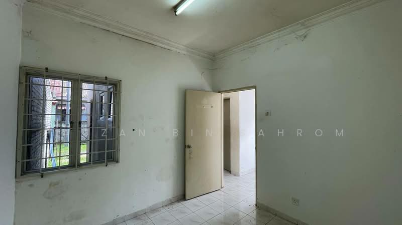 Taman Garing Utama untuk Untuk Dijual - RM 360,000, Apr 2026 - Interior - PropertyGuru.com.my