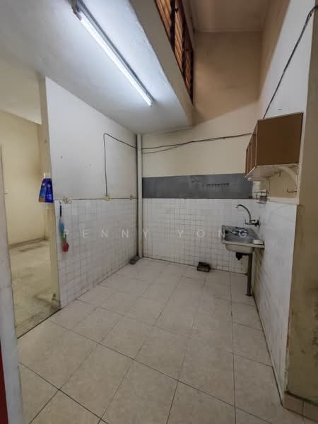 Taman Nirwana @ Ampang untuk Untuk Dijual - RM 530,000, Apr 2026 - Kitchen - PropertyGuru.com.my