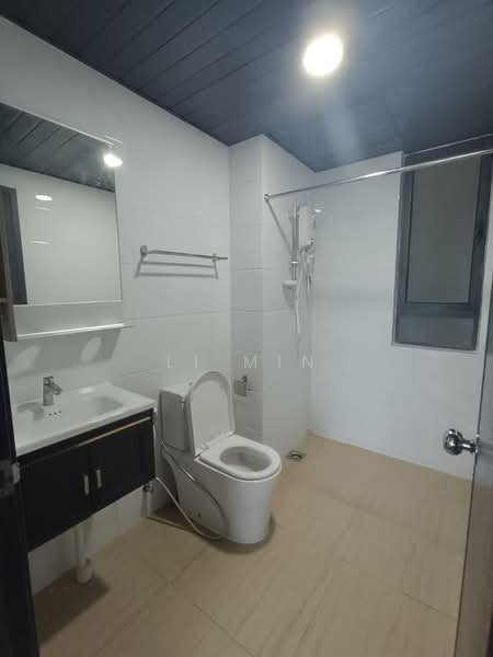 Service Residence for Rent at Country Garden Central Park - Li Min - Bathroom - PropertyGuru.com.my