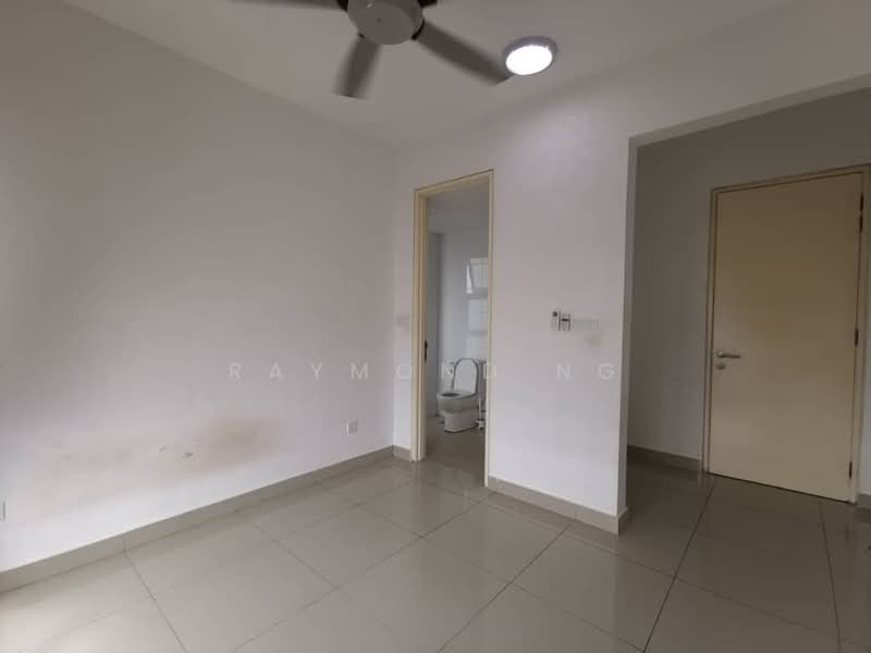 Service Residence for Rent at De Centrum Residences - Raymond Ng - Bathroom - PropertyGuru.com.my