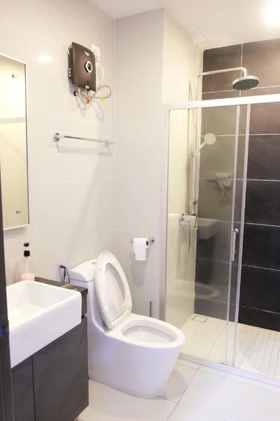 Condominium for Sale at Amberside @ Country Garden Danga Bay - Angela Chong - Bathroom - PropertyGuru.com.my