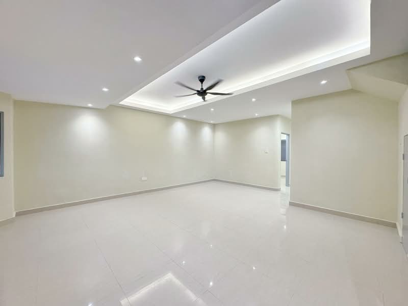 Rumah Teres 2 Tingkat untuk Dijual di Skudai (Johor) - Alvin Tan - Living Room - PropertyGuru.com.my