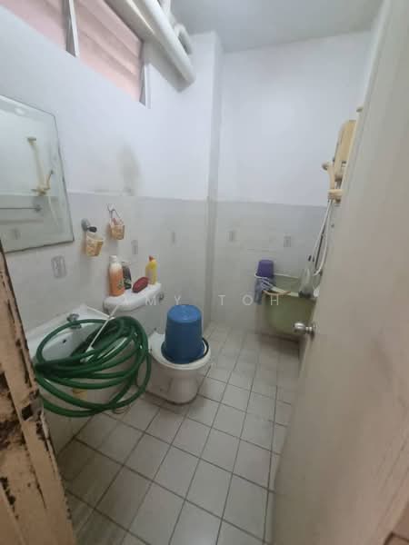 2-storey Terraced House for Sale in Sungai Ara (Penang) - Amy Toh - Bathroom - PropertyGuru.com.my