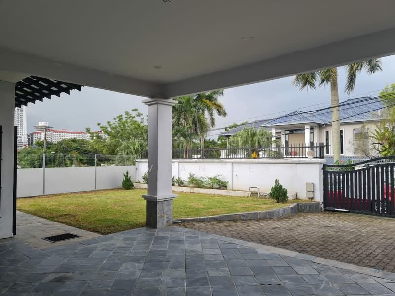 Bungalow for Sale in Seksyen 12 (Petaling Jaya) - Vivian Lee - Exterior - PropertyGuru.com.my