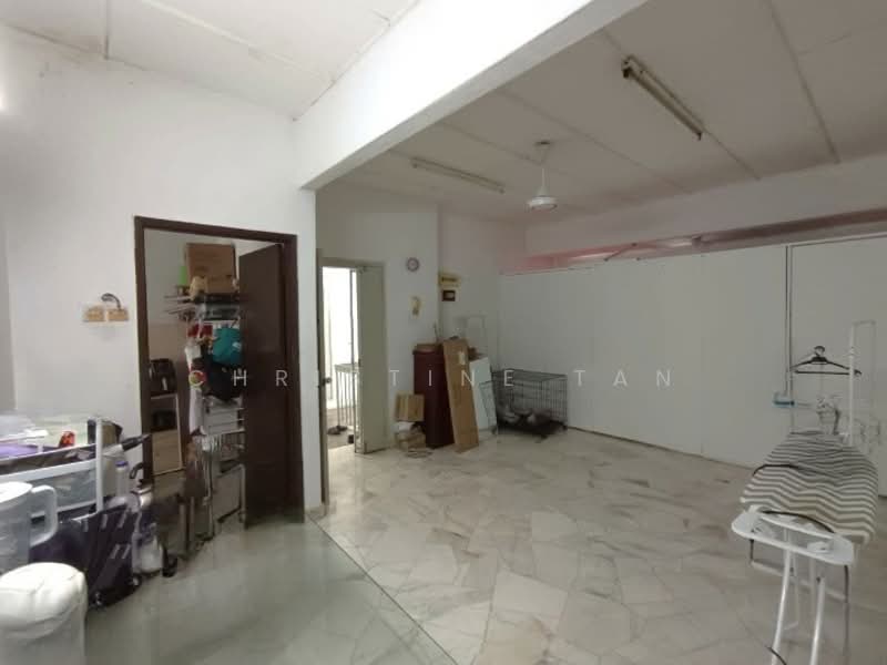 Apartment for Sale at Lily & Rose - Christine Tan - Living Room - PropertyGuru.com.my