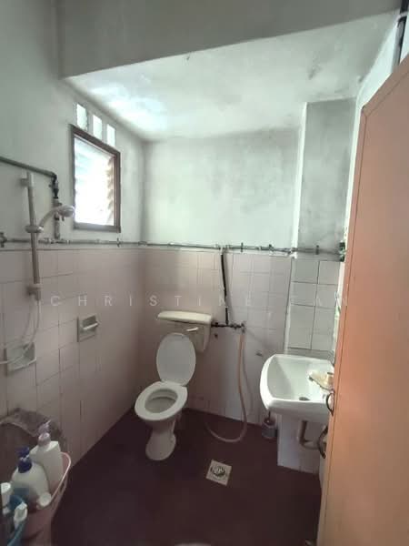 Apartment for Sale at Lily & Rose - Christine Tan - Bathroom - PropertyGuru.com.my