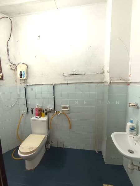 Apartment for Sale at Lily & Rose - Christine Tan - Bathroom - PropertyGuru.com.my