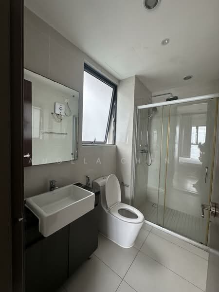 Condominium for Sale at Bay Laurel @ Country Garden Danga Bay - Angela Chong - Bathroom - PropertyGuru.com.my