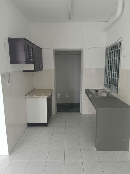 Apartment for Sale at Vista Impiana - Jayden Ong - Kitchen - PropertyGuru.com.my