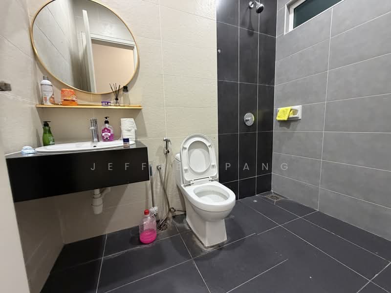Bungalow for Sale in Bandar Sungai Long (Selangor) - Jeffrey Pang - Bathroom - PropertyGuru.com.my