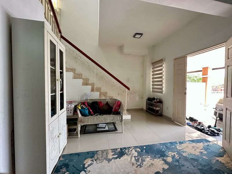 Rumah Teres 2 Tingkat untuk Dijual di Bandar Puncak Alam - Sue Arifin - Entrance - PropertyGuru.com.my