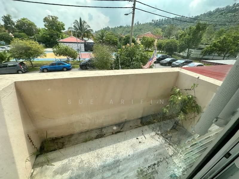 Rumah Teres 2 Tingkat untuk Dijual di Bandar Puncak Alam - Sue Arifin - PropertyGuru.com.my
