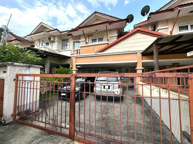 Rumah Teres 2 Tingkat untuk Dijual di Bandar Puncak Alam - Sue Arifin - PropertyGuru.com.my