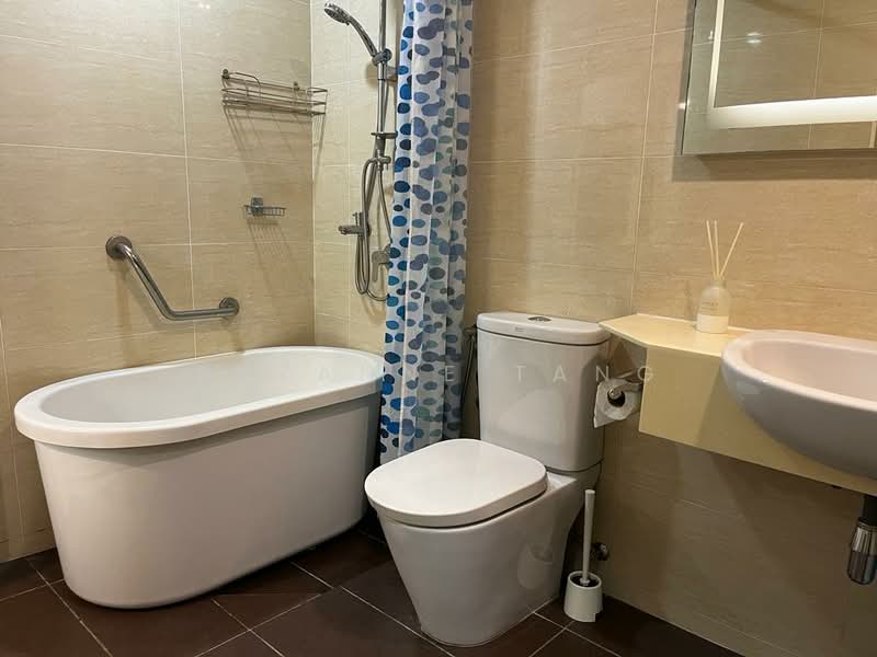 Condominium for Rent at Hijauan Saujana - Suzanne TANG - Bathroom - PropertyGuru.com.my