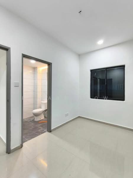 2-storey Terraced House for Sale in Tebrau (Johor) - Edward Siow - Bathroom - PropertyGuru.com.my