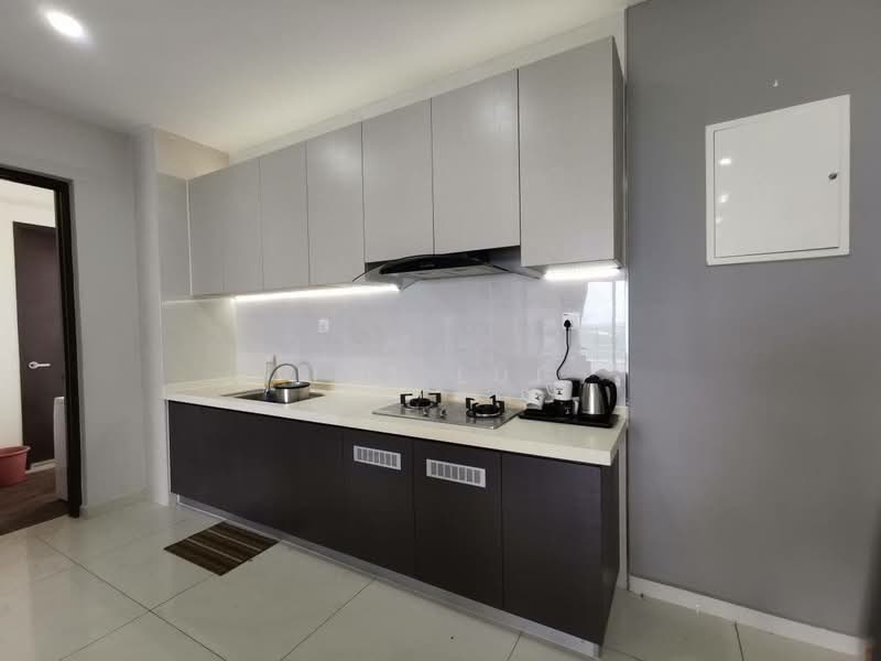 Royal Strand @ Country Garden Danga Bay untuk Untuk Disewa - RM 3,800 /bulan, Apr 2026 - Kitchen - PropertyGuru.com.my