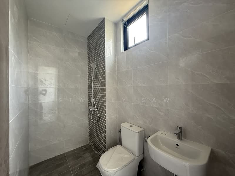 Semi-Detached House for Sale in Tanjung Bungah (Penang) - Stanley Saw - Bathroom - PropertyGuru.com.my
