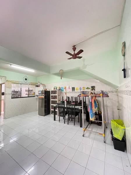 Taman Mount Austin untuk Untuk Dijual - RM 660,000, Apr 2026 - Kitchen - PropertyGuru.com.my