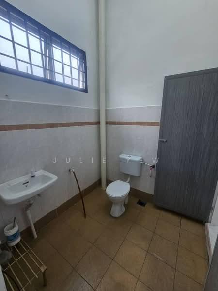 2-storey Terraced House for Sale in Skudai (Johor) - Julie Yew - Bathroom - PropertyGuru.com.my