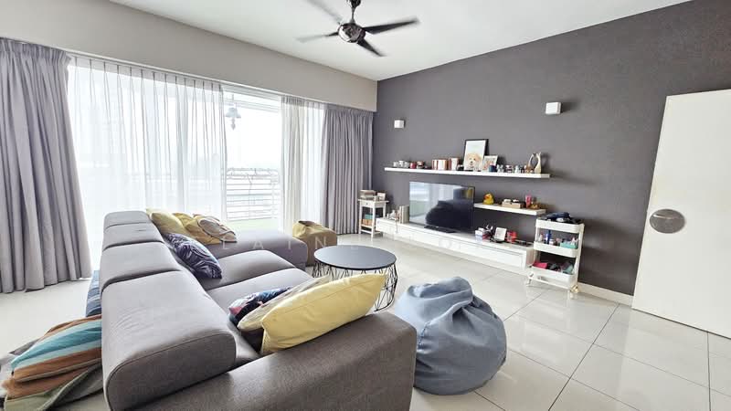 Condominium for Sale at The Residence Condominium @ TTDI - Elaine Loke - Living Room - PropertyGuru.com.my
