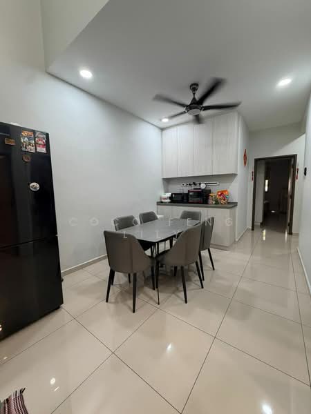 1-storey Terraced House for Sale in Bandar Baru Permas Jaya (Permas Jaya) - Coco Feng Lily - Kitchen - PropertyGuru.com.my