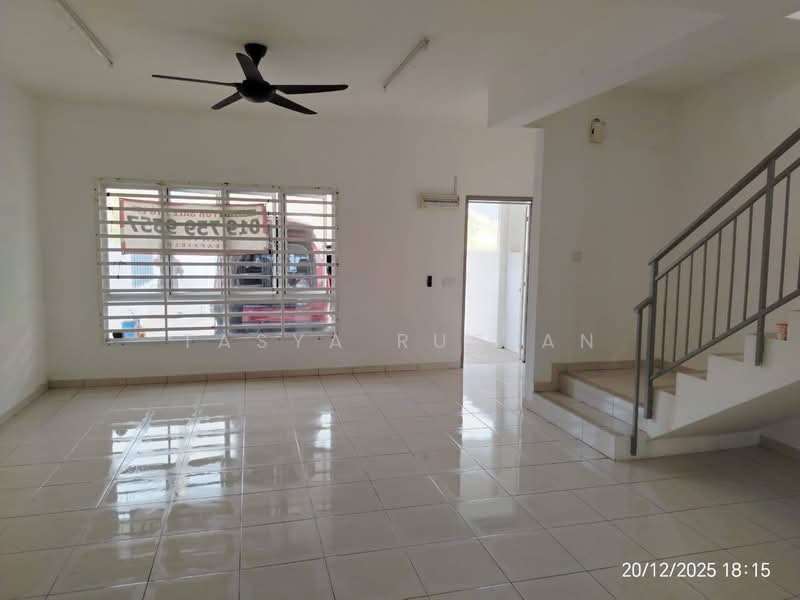 Laman Haris @ Eco Grandeur untuk Untuk Dijual - RM 520,000, Apr 2026 - Living Room - PropertyGuru.com.my