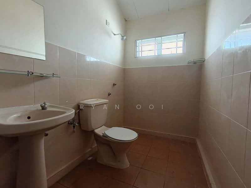 Taman Shahab, Alor Setar untuk Untuk Dijual - RM 398,000, Apr 2026 - Bathroom - PropertyGuru.com.my