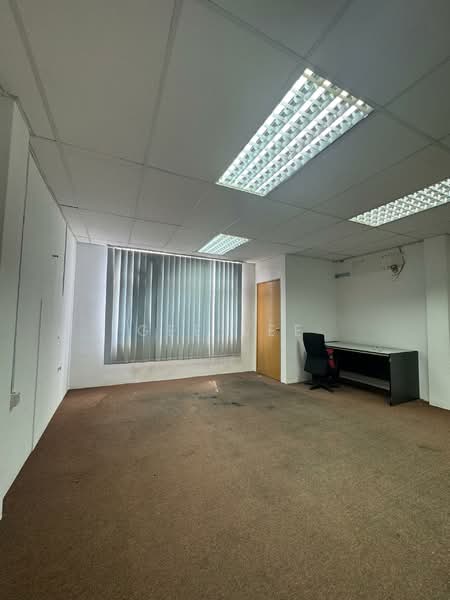 Amber Business Plaza 2 untuk Untuk Disewa - RM 2,000 /bulan, Apr 2026 - Interior - PropertyGuru.com.my