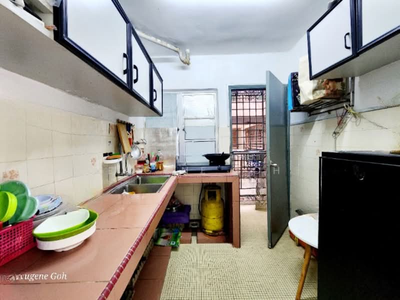 Kondominium untuk Dijual di Genting Court Condominium - Eugene Goh - Kitchen - PropertyGuru.com.my