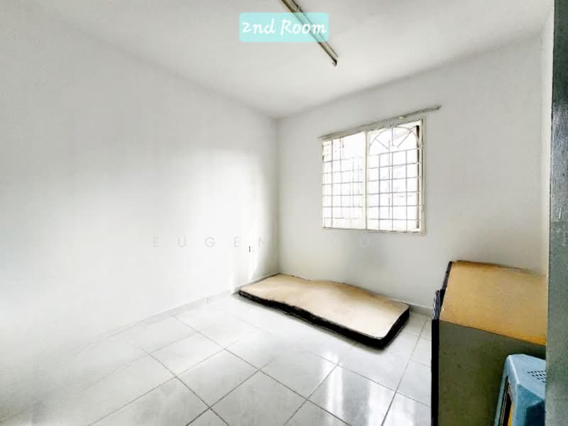 Kondominium untuk Dijual di Genting Court Condominium - Eugene Goh - 2nd Bedroom - PropertyGuru.com.my