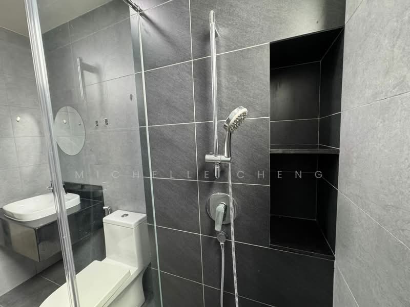 Service Residence for Rent at V Residence 2 @ Sunway Velocity - MICHELLE CHENG - Bathroom - PropertyGuru.com.my