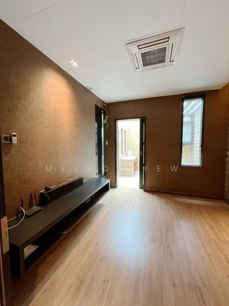 Taman Austin Perdana untuk Untuk Dijual - RM 2,200,000, Apr 2026 - Living Room - PropertyGuru.com.my