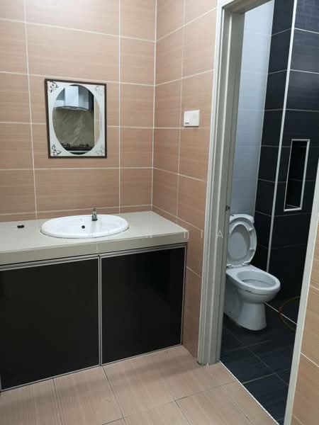 2-storey Terraced House for Sale in Taman Bestari Indah (Ulu Tiram) - Alan Tia - Bathroom - PropertyGuru.com.my