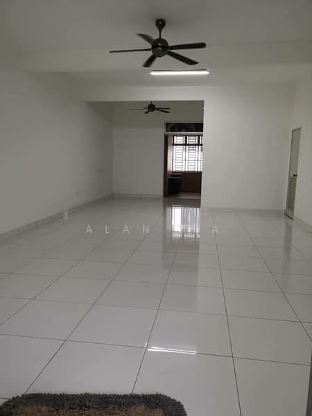 2-storey Terraced House for Sale in Taman Bestari Indah (Ulu Tiram) - Alan Tia - Living Room - PropertyGuru.com.my