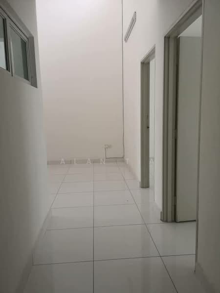 2-storey Terraced House for Sale in Taman Bestari Indah (Ulu Tiram) - Alan Tia - Corridor - PropertyGuru.com.my