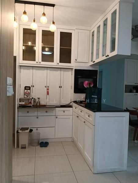 Apartment for Sale at Molek Pine 4 - Apple Chey - Kitchen - PropertyGuru.com.my