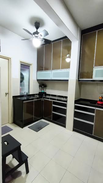 Kristal Heights untuk Untuk Dijual - RM 430,000, Apr 2026 - Kitchen - PropertyGuru.com.my