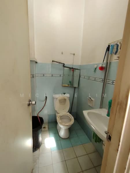 1-storey Terraced House for Sale in Taman Setia Indah (Tebrau) - Michelle Lim - Bathroom - PropertyGuru.com.my
