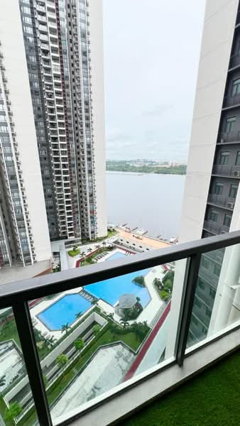 R&F Princess Cove Phase 2-Seine Region untuk Untuk Disewa - RM 3,200 /bulan, Apr 2026 - Balcony - PropertyGuru.com.my