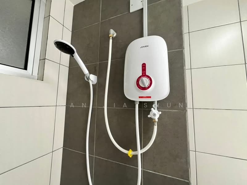 Apartment for Rent at Vista Saujana - Wan Jia Shun - Bathroom - PropertyGuru.com.my